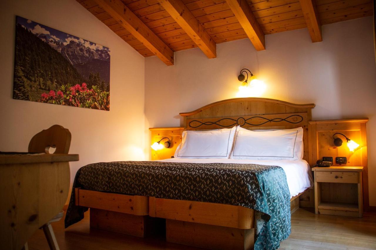 Hotel Garni La Soldanella Madonna Dış mekan fotoğraf